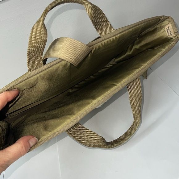 Hartmann Padded 17” Laptop Carrier Sleeve with Handles - Picture 6 of 7